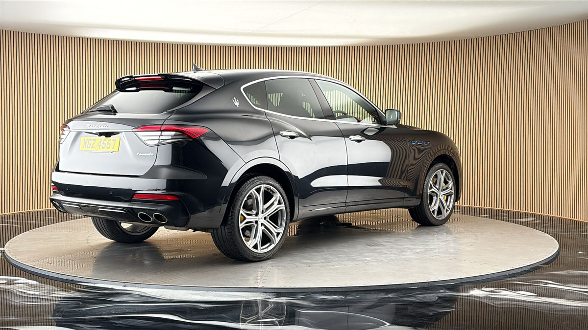Maserati Levante Image 21