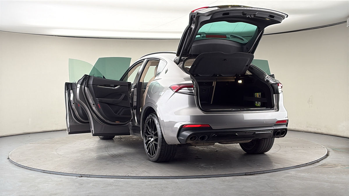 More views of Maserati Levante