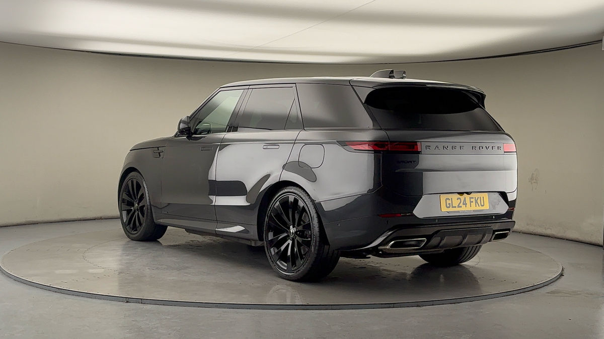 Land Rover Range Rover Sport Image 2