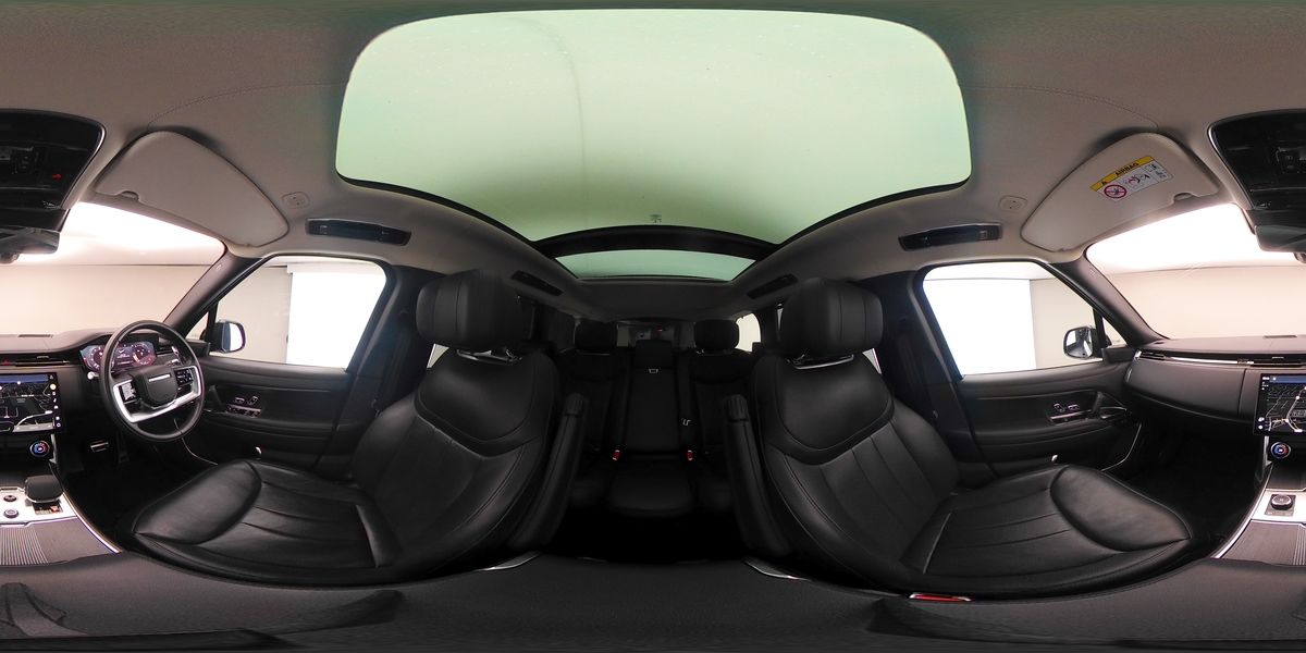 More views of Land Rover Range Rover