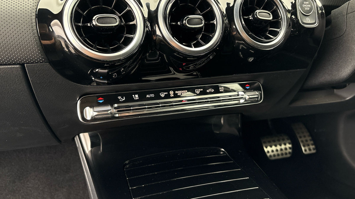 Mercedes-Benz A Class Image 6
