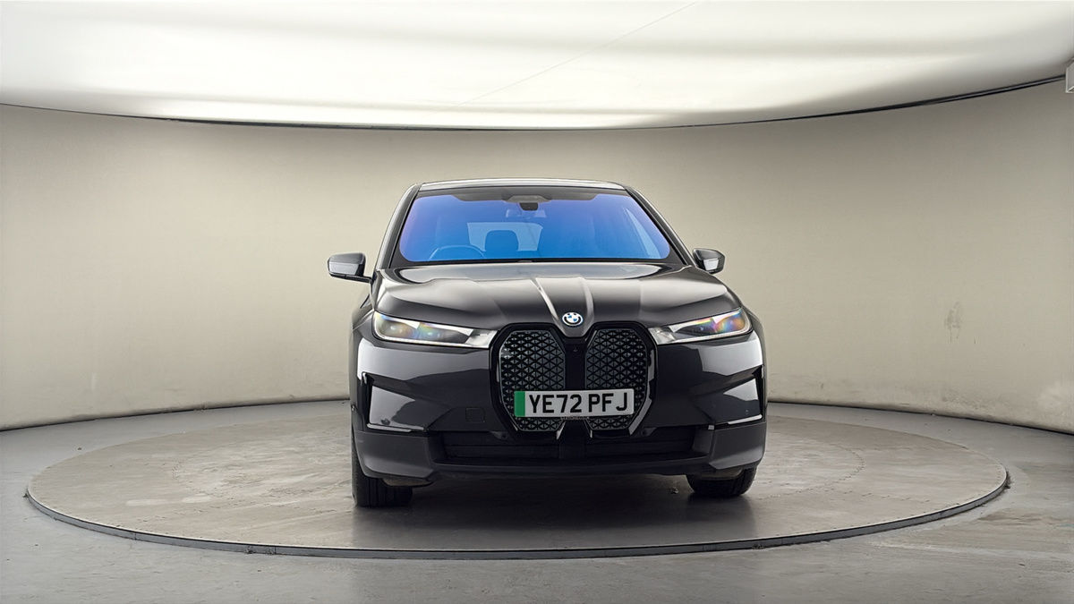 More views of BMW iX