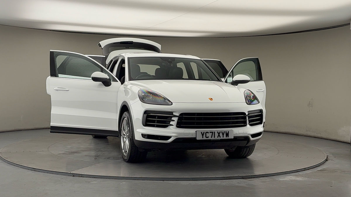 More views of Porsche Cayenne