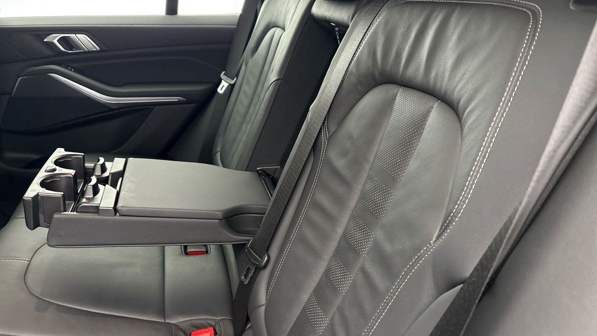 BMW X5 Image 9