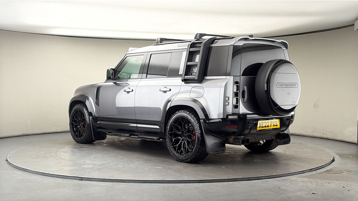 More views of Land Rover Defender 110