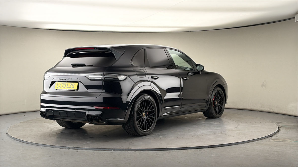 More views of Porsche Cayenne