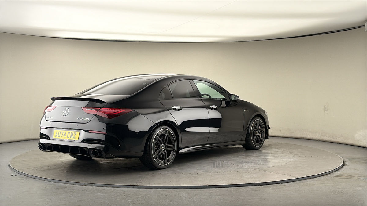 Mercedes-Benz CLA Image 21