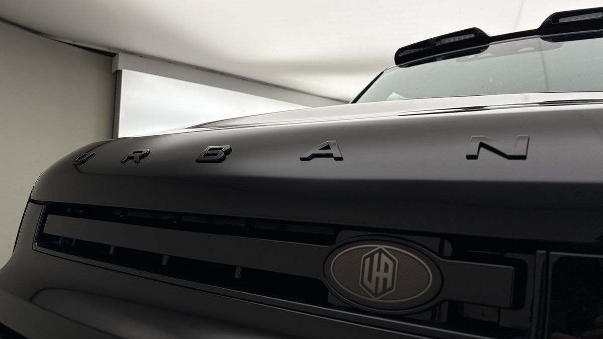 Land Rover Defender 110 Urban Image 24