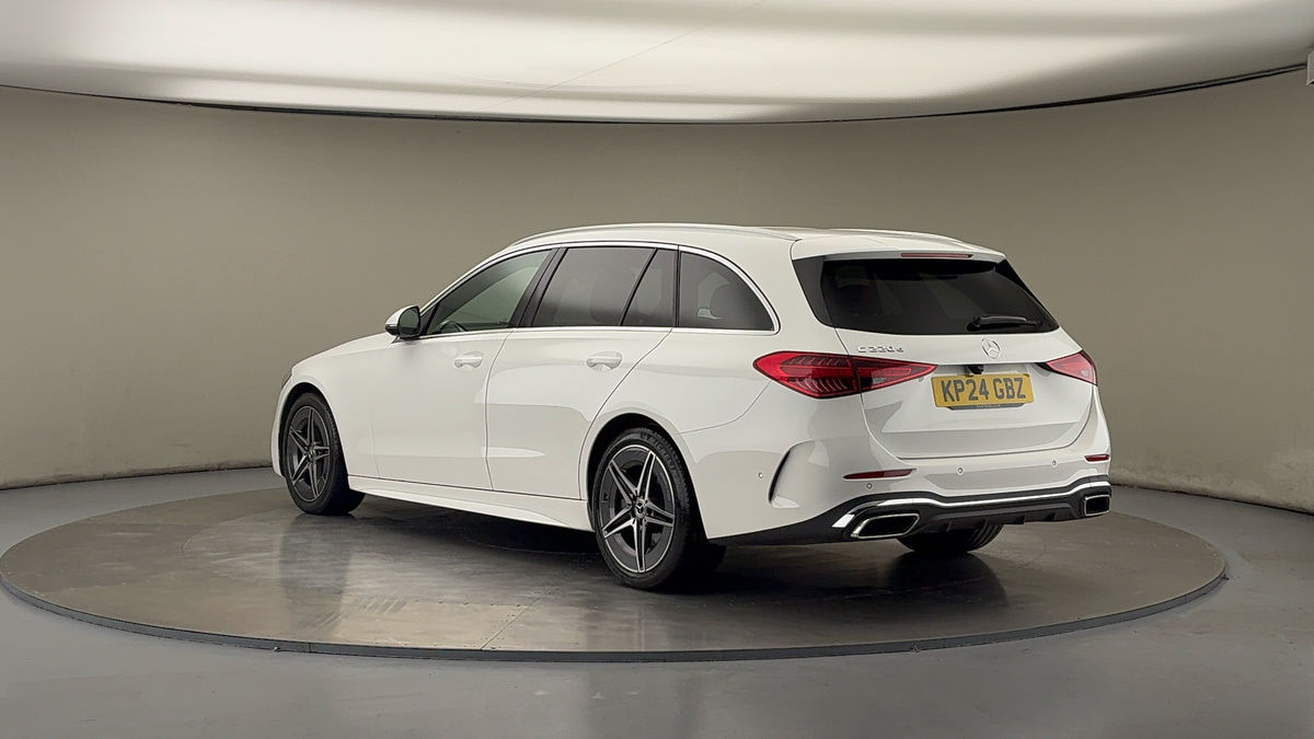 Mercedes-Benz C Class Image 2