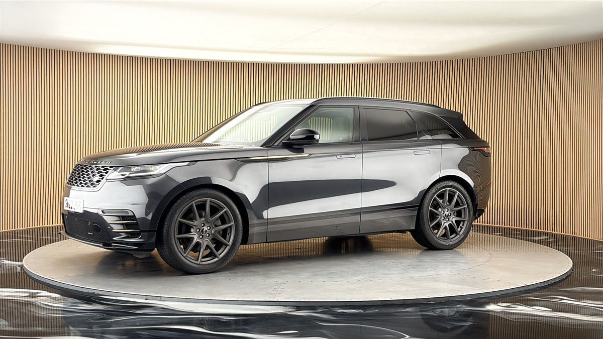 More views of Land Rover Range Rover Velar