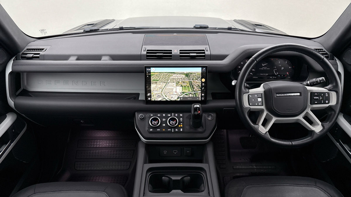 Land Rover Defender 110 Urban Image 12