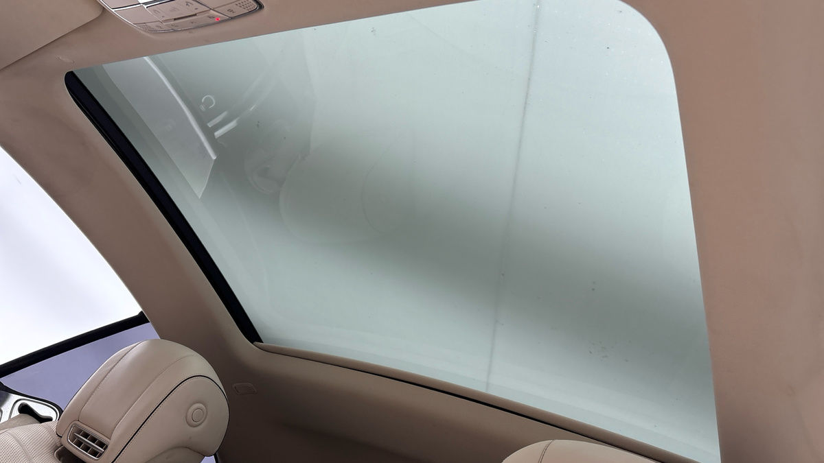 Mercedes-Benz S Class Image 6