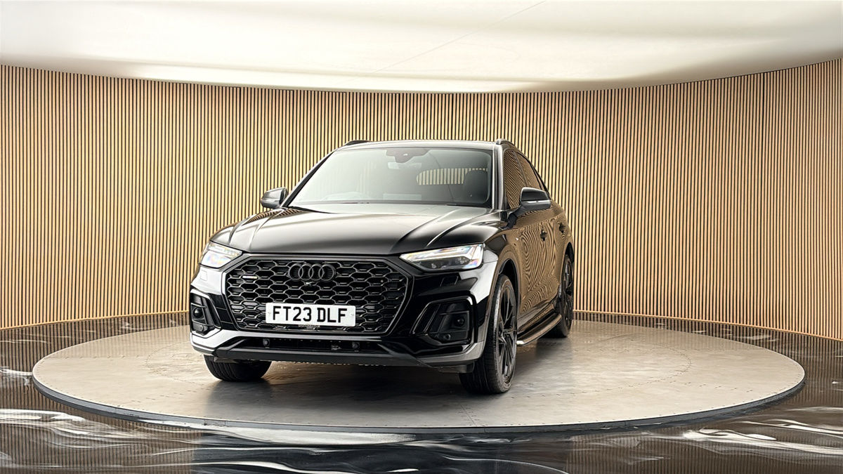 More views of Audi Q5