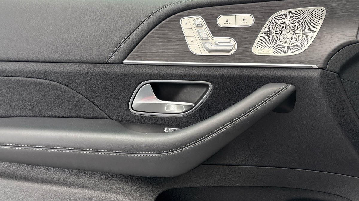 Mercedes-Benz GLE Image 19