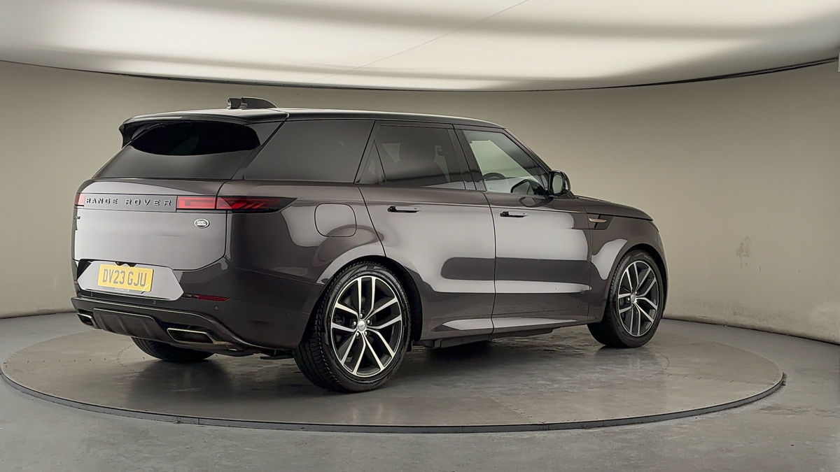 Land Rover Range Rover Sport Image 21