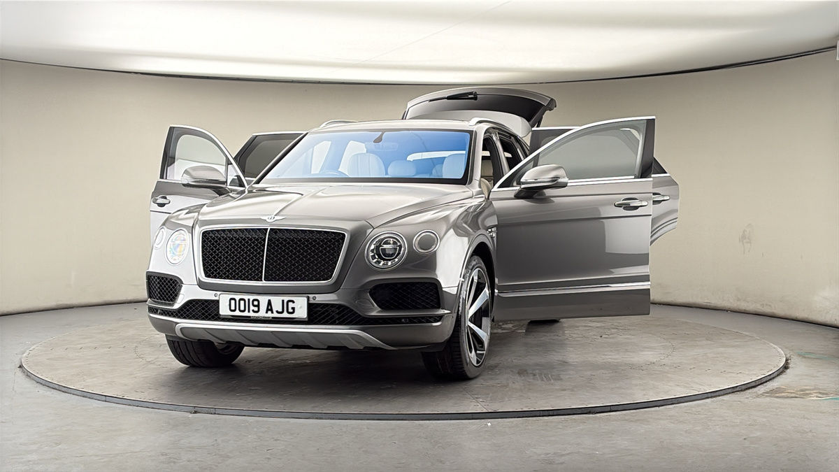 More views of Bentley Bentayga