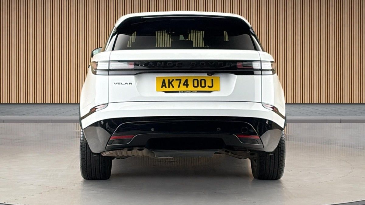 Land Rover Range Rover Velar Image 4