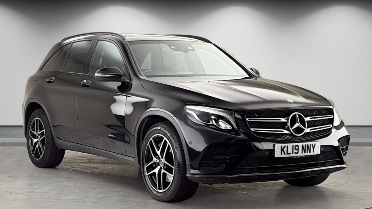 Mercedes-Benz GLC Sticky Header Image