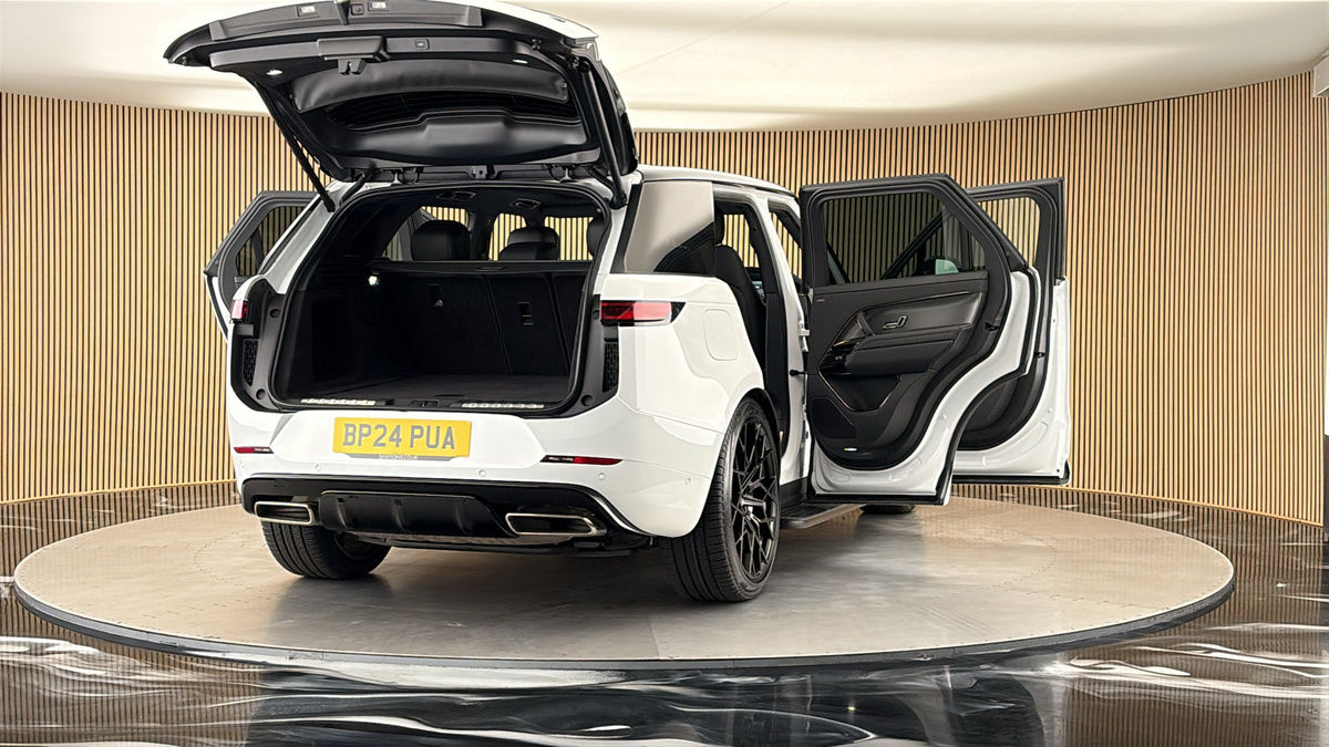 More views of Land Rover Range Rover Sport