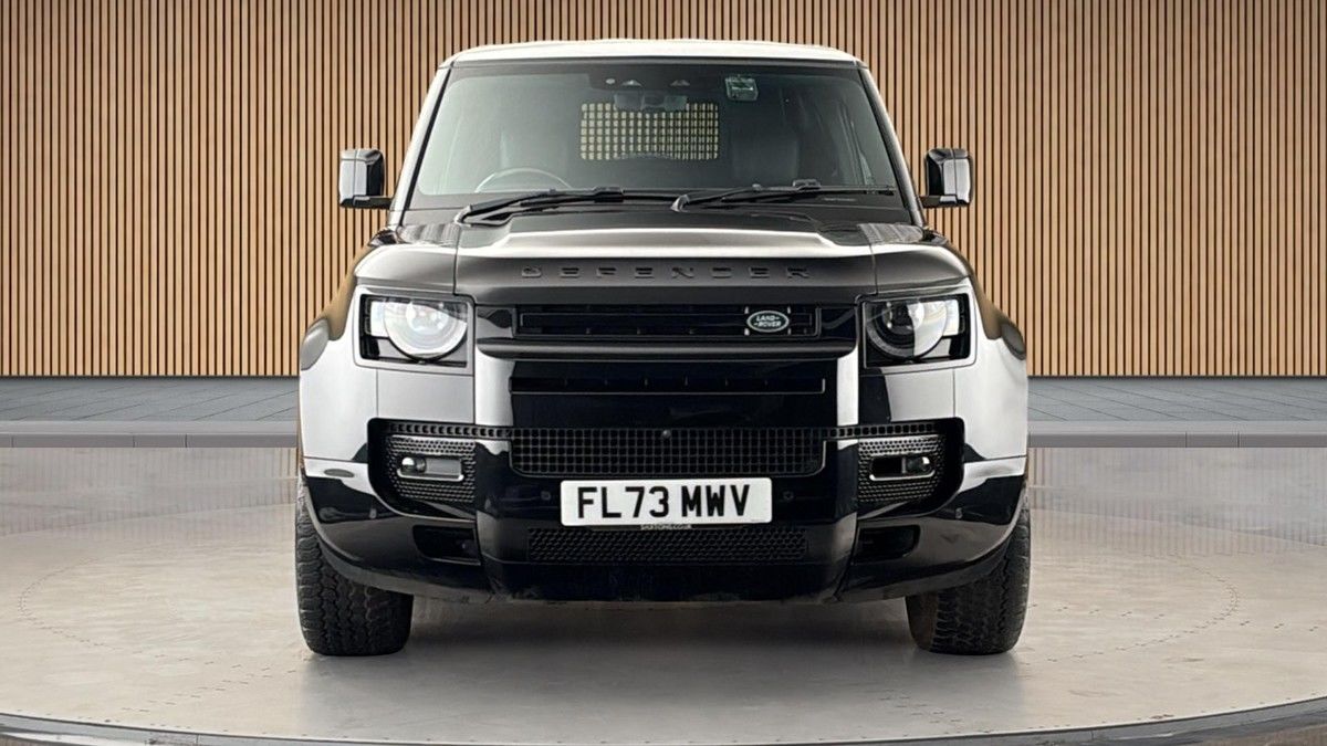 Land Rover Defender 90 Image 3