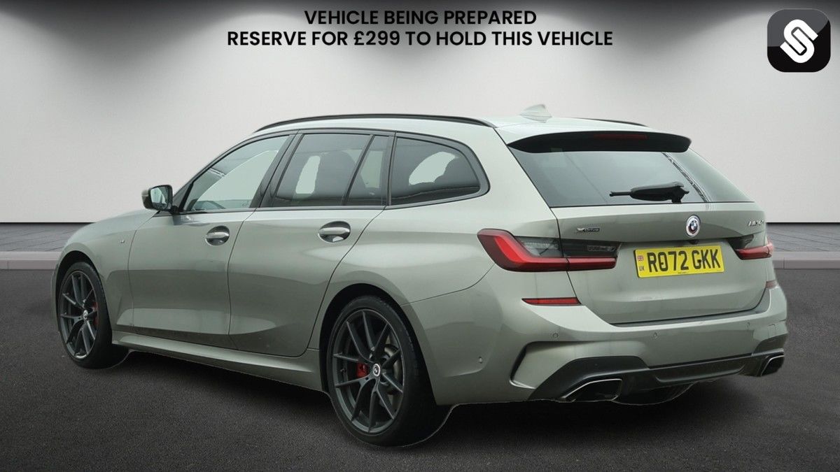 BMW 3 Series Image 3