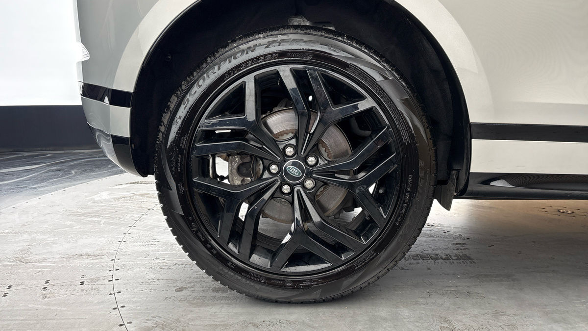Land Rover Range Rover Evoque Image 10