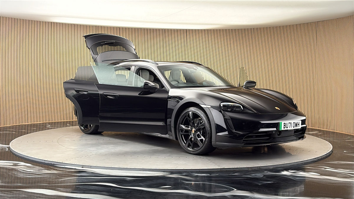 More views of Porsche Taycan