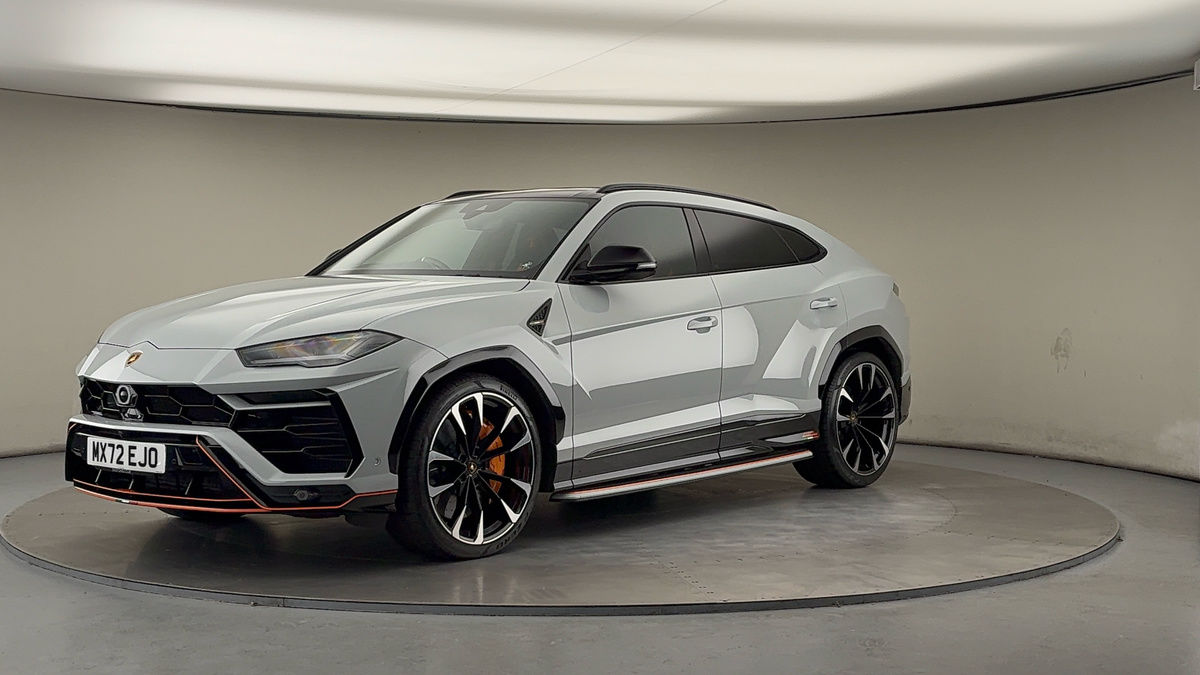 Lamborghini Urus Image 20