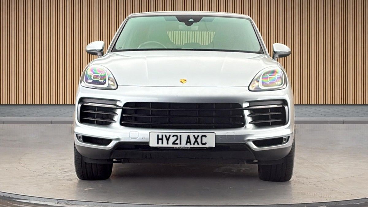 Porsche Cayenne Image 3