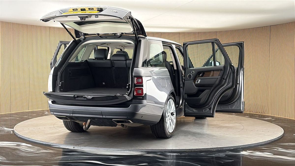 More views of Land Rover Range Rover
