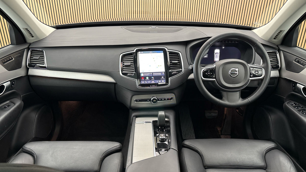 Volvo XC90 Image 12
