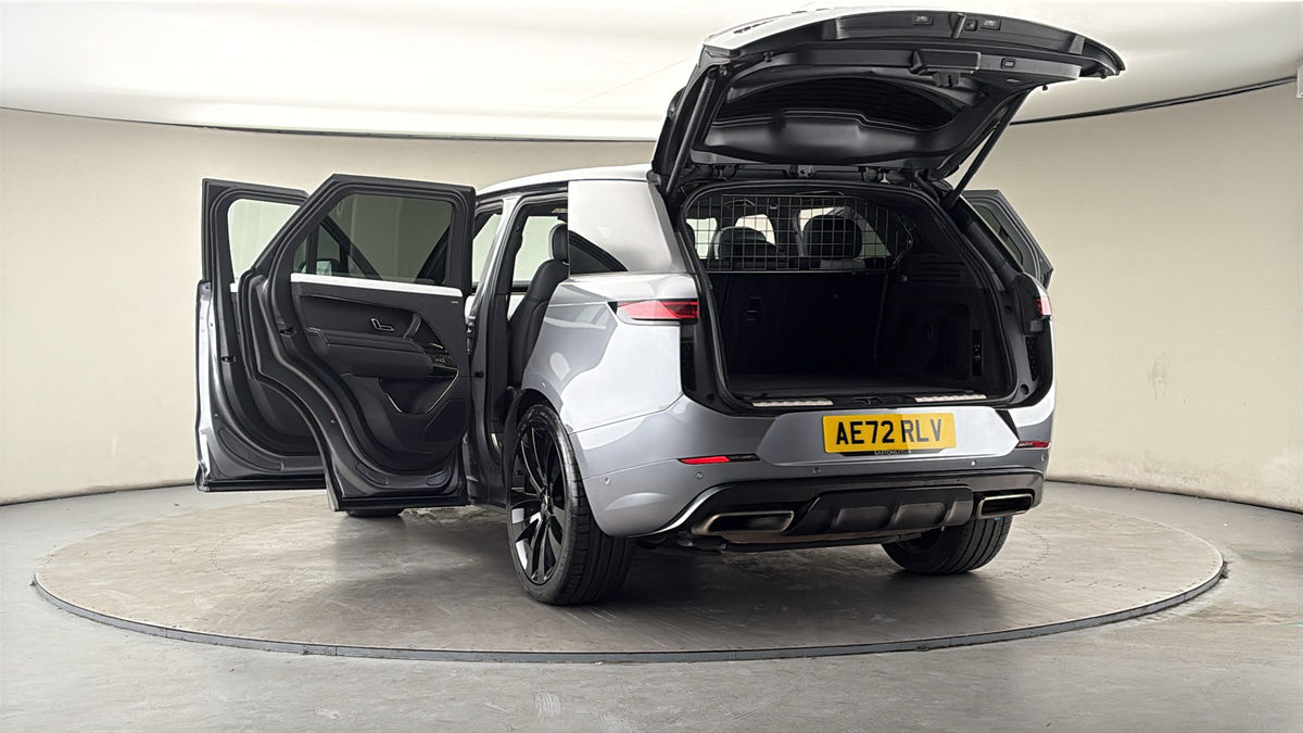 More views of Land Rover Range Rover Sport