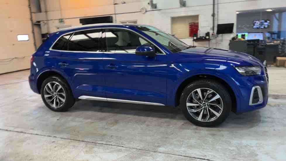 More views of Audi Q5