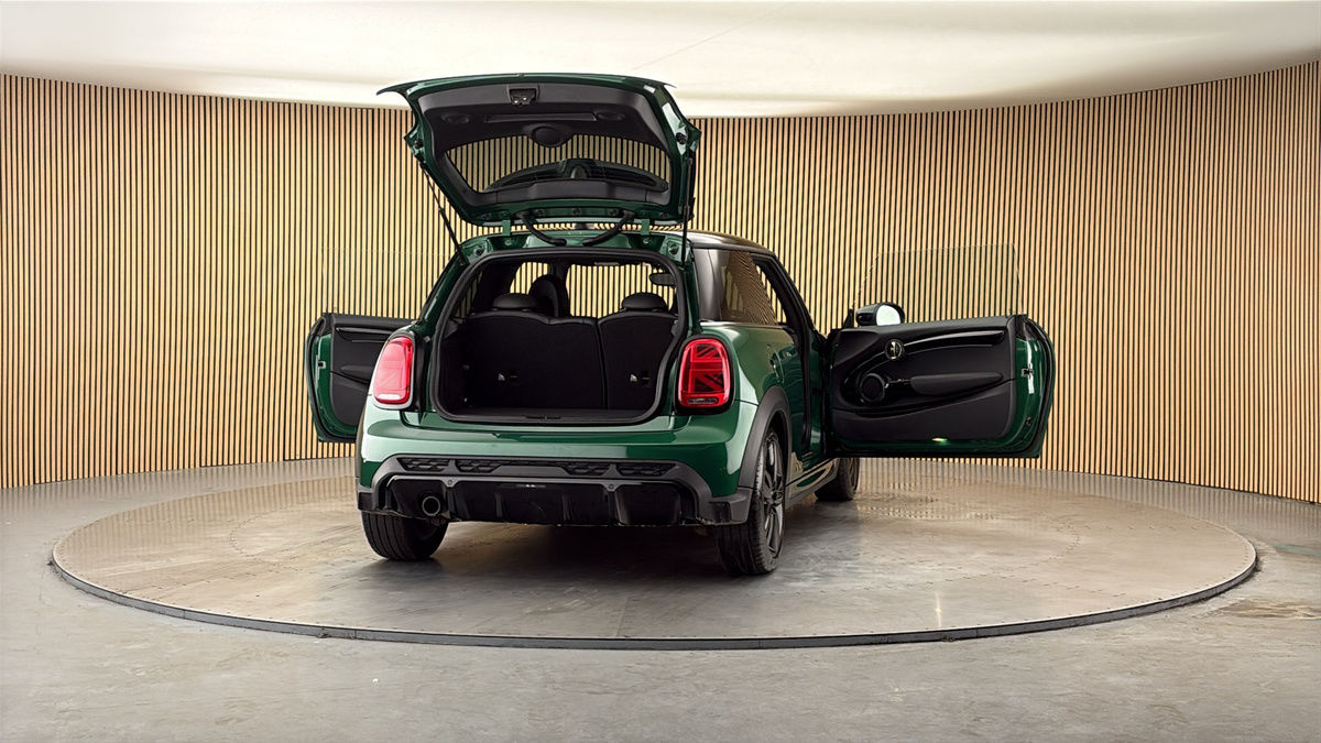 More views of MINI Hatch