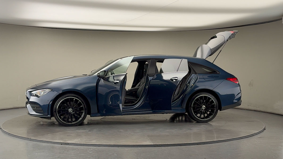 More views of Mercedes-Benz CLA