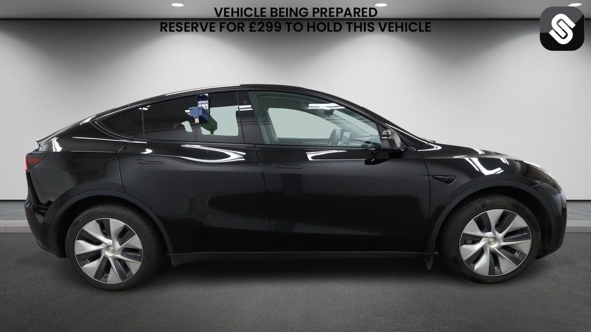 Tesla Model Y Image 5