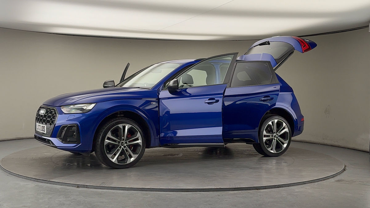 More views of Audi Q5