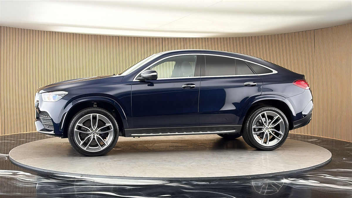 More views of Mercedes-Benz GLE