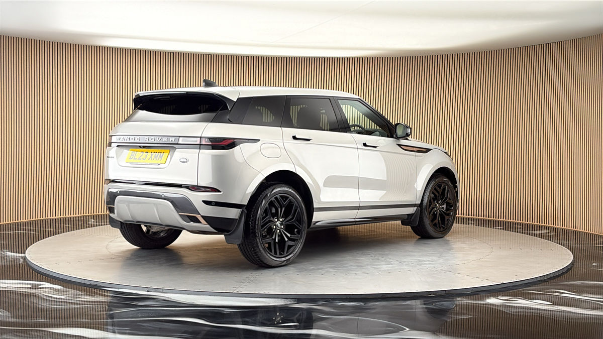 Land Rover Range Rover Evoque Image 21