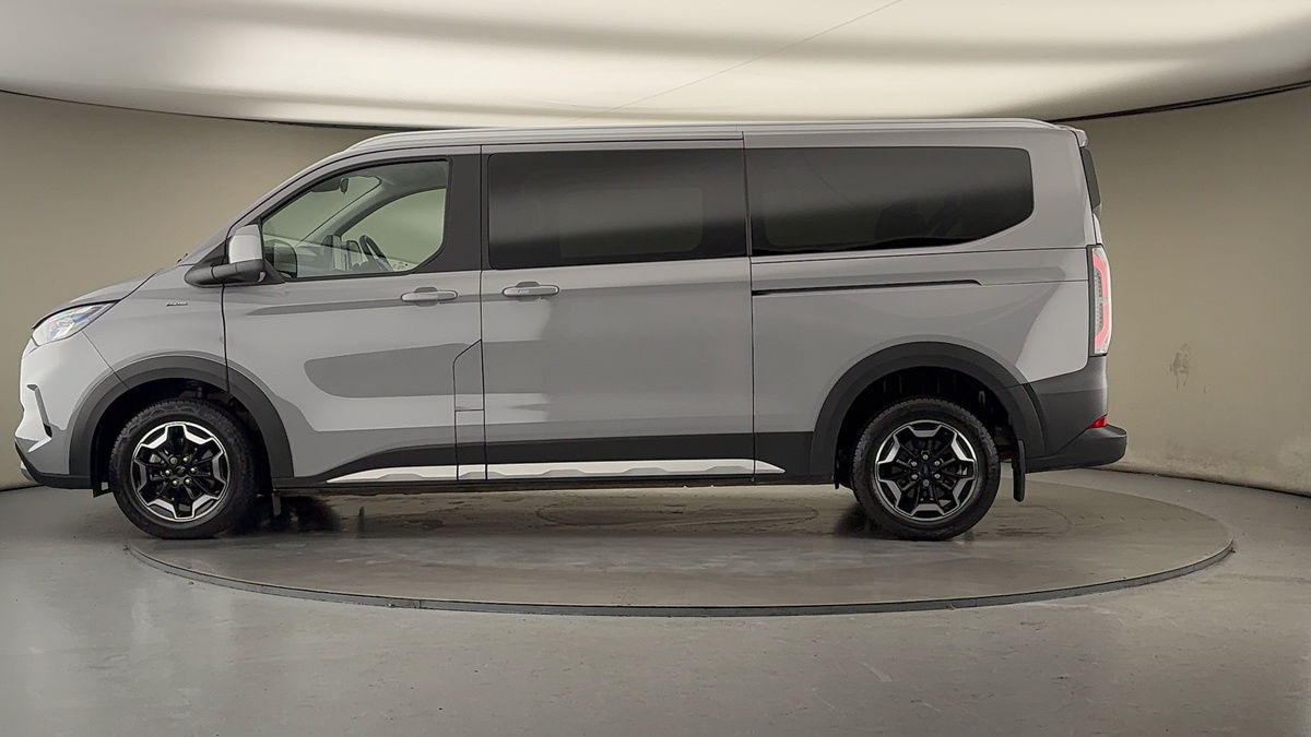 Ford Tourneo Custom V710 Image 15