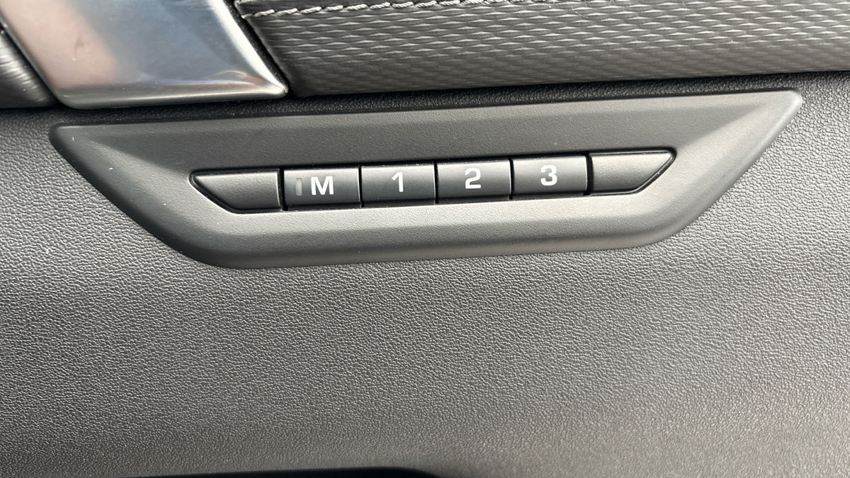 More views of Land Rover Discovery Sport