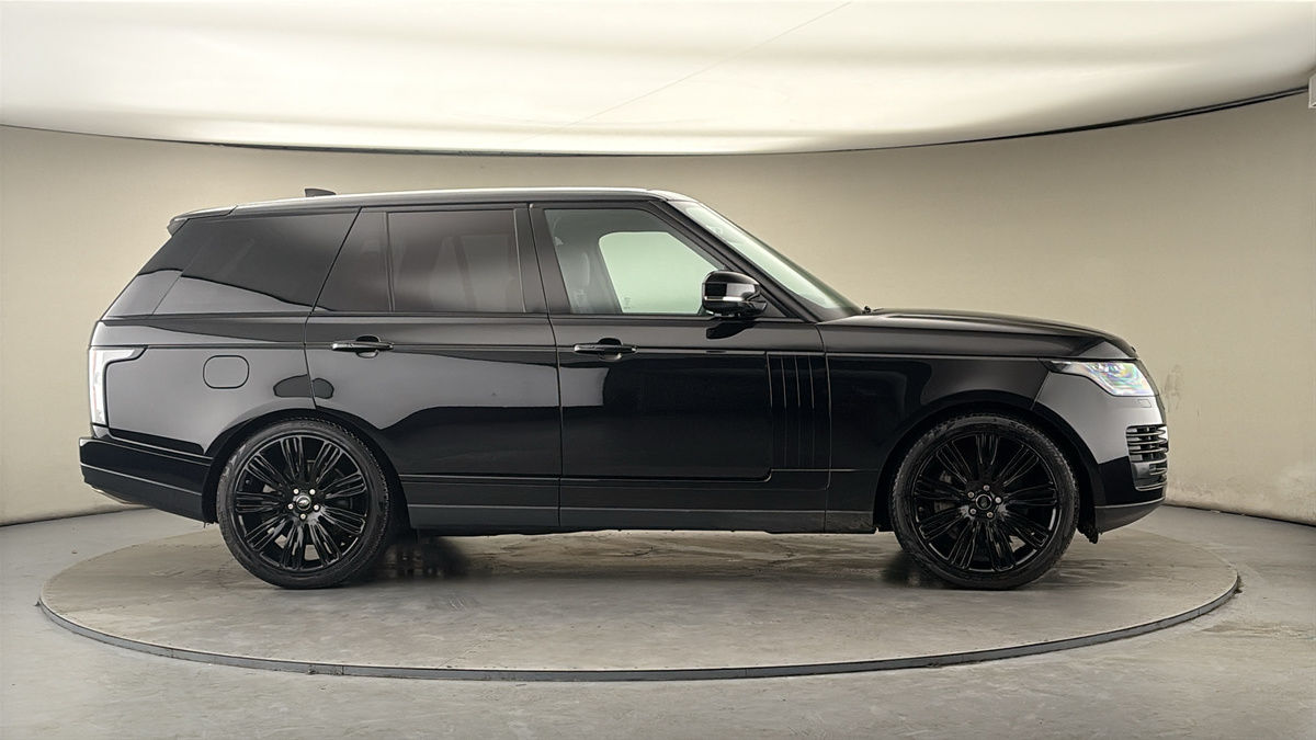 More views of Land Rover Range Rover