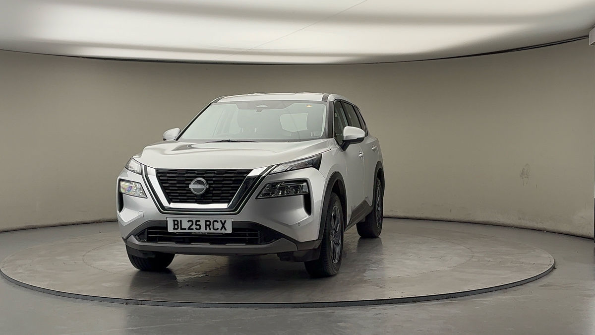 More views of Nissan X-Trail