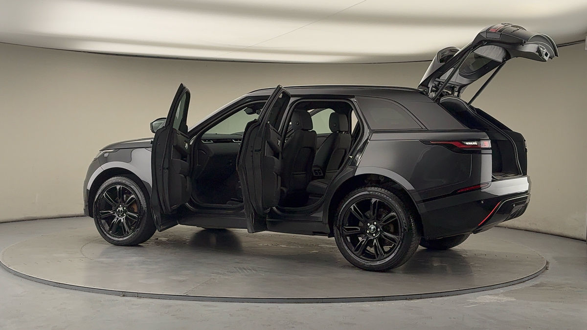 More views of Land Rover Range Rover Velar