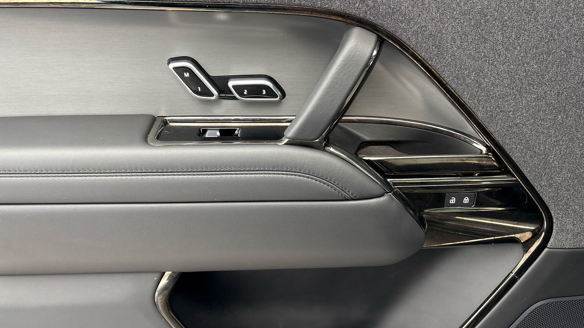 Land Rover Range Rover Sport Image 19