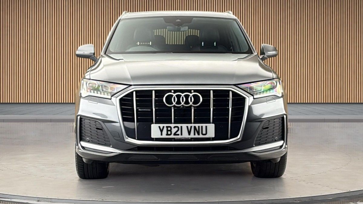 Audi Q7 Image 3