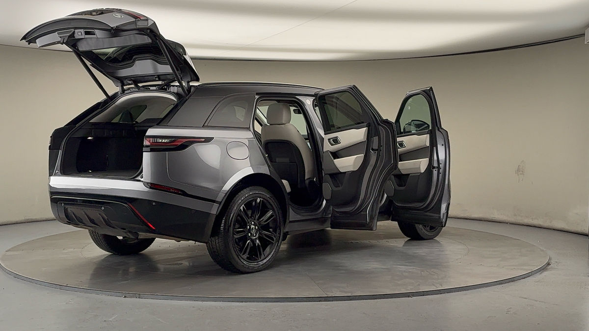 More views of Land Rover Range Rover Velar