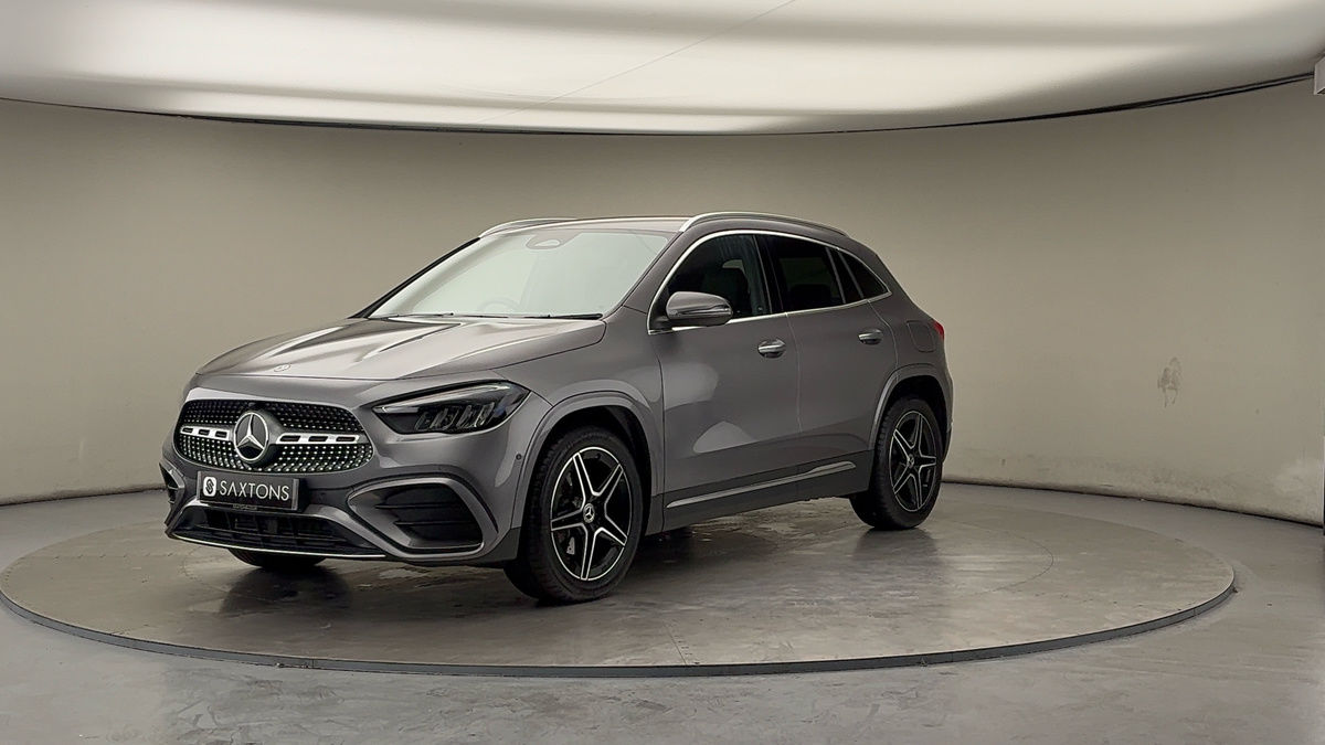 More views of Mercedes-Benz GLA