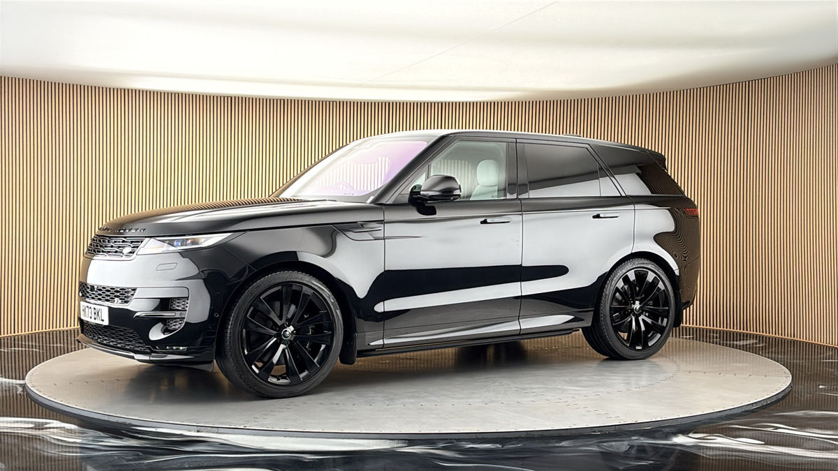 More views of Land Rover Range Rover Sport