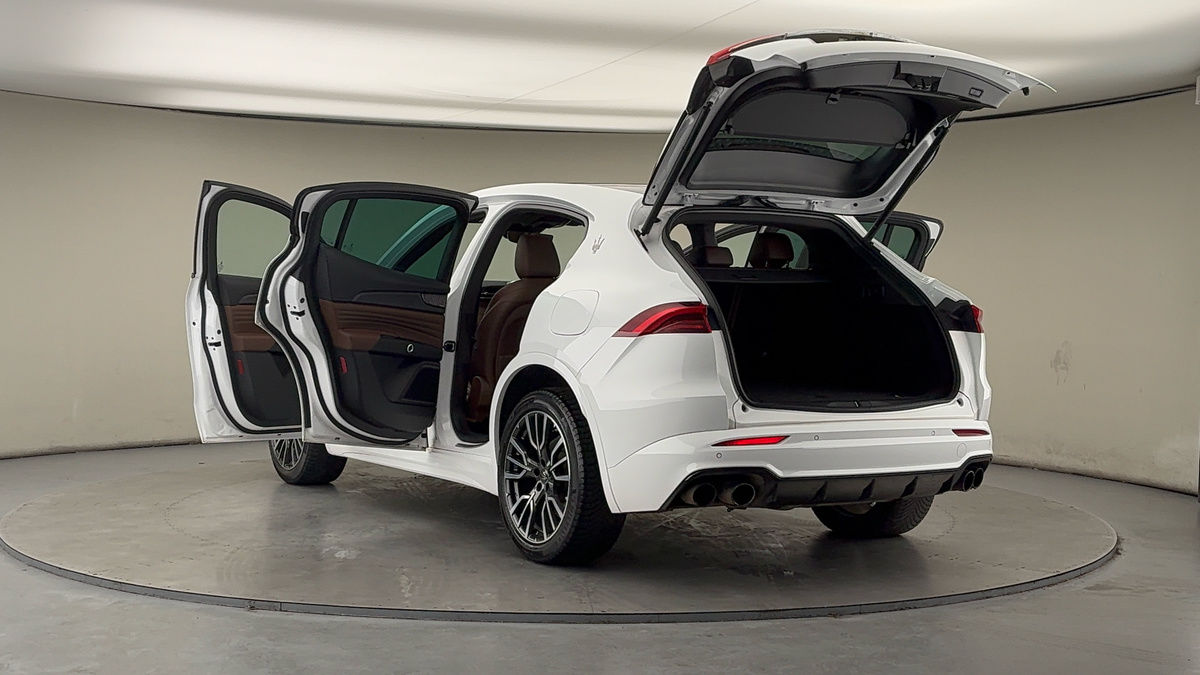 Maserati Grecale Image 23